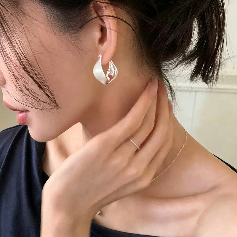 Silver Color Personality Twist - đánh giá và giá Women Accessories Drawing