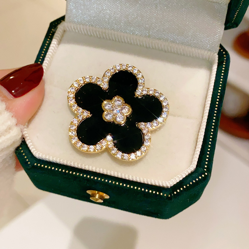 Black Flower Brooches For Wome - đánh giá và giá Women Jewelry Accessories For Black Dress