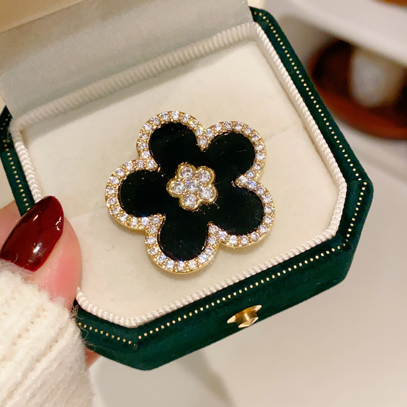 Black Flower Brooches For Wome - đánh giá và giá Women Jewelry Accessories For Black Dress
