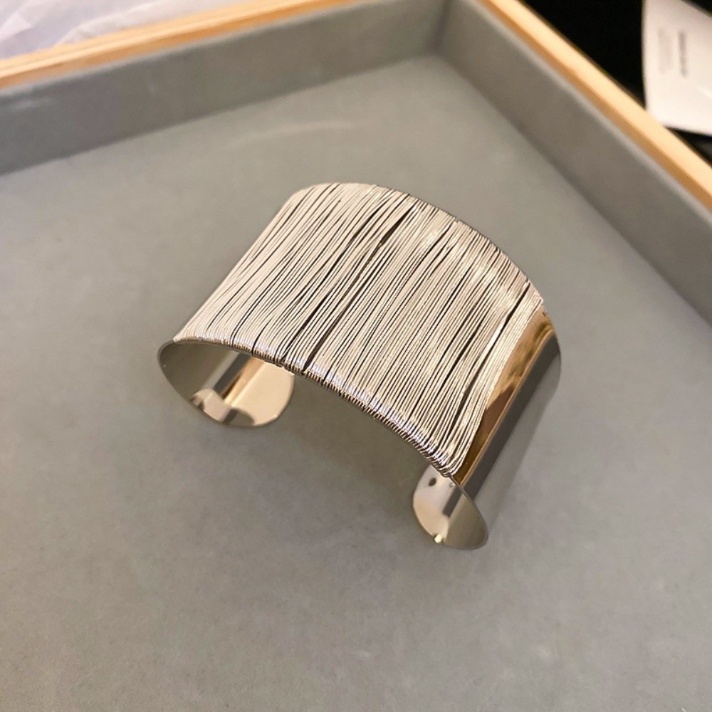 Hollow-out Alloy Wide Opening  - đánh giá và giá Women Accessories Drawing