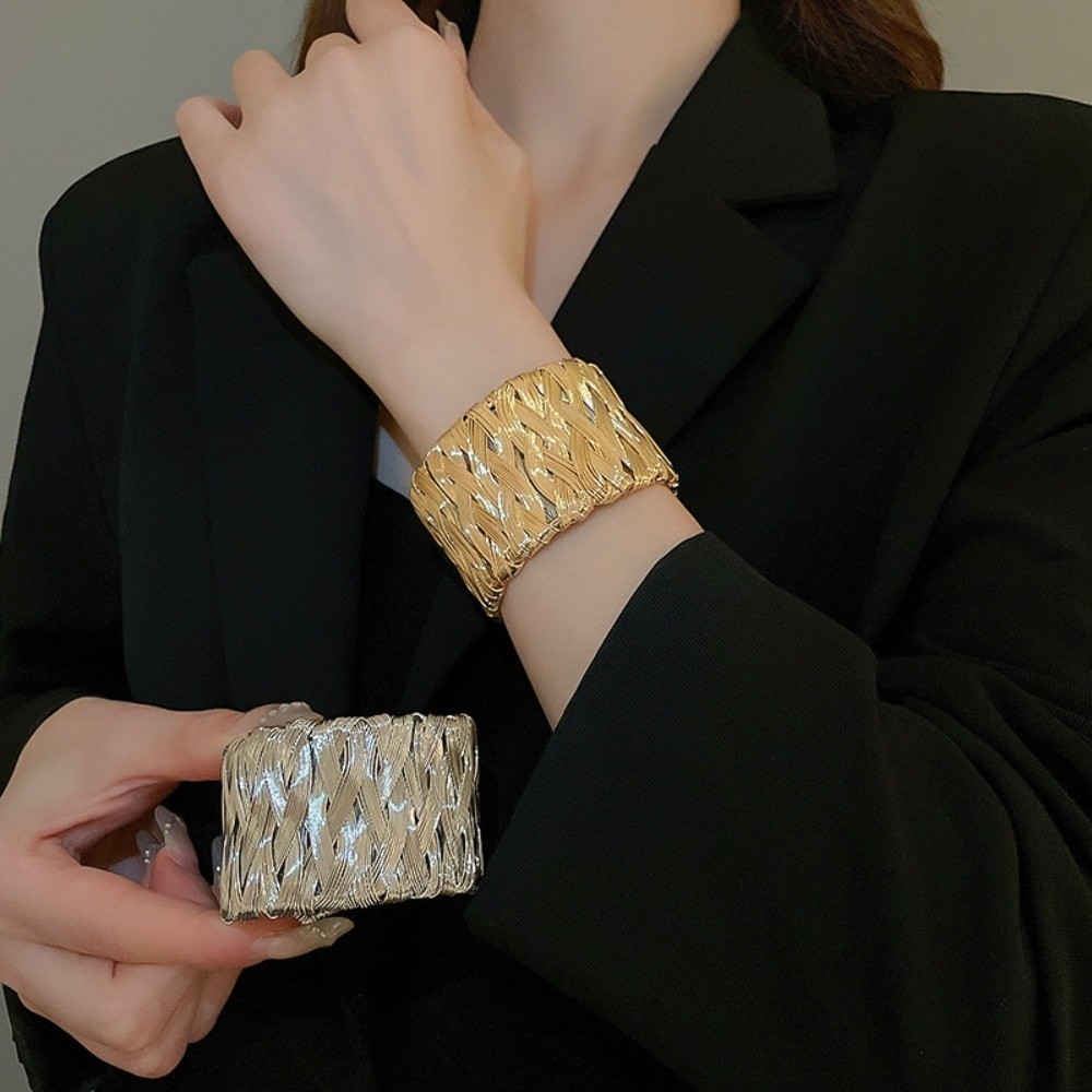Hollow-out Alloy Wide Opening  - đánh giá và giá Women Accessories Drawing